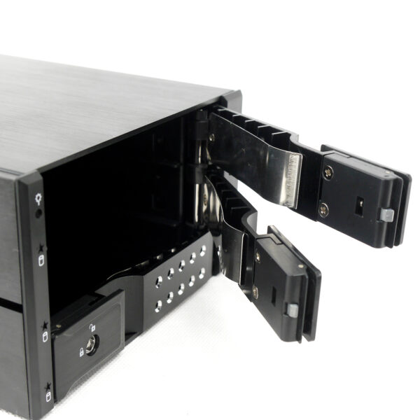 Корзина NR-BP2300SS-BK 2x5,25" с функцией "горячей замены" для 3х3.5" SAS/SATA2 HDD, металл, черная — изображение 3